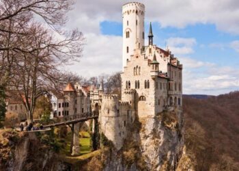 Cùng khám phá các tòa lâu đài cổ ở Liechtenstein