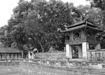 Bia tiến sĩ Văn Miếu Quốc Tử Giám